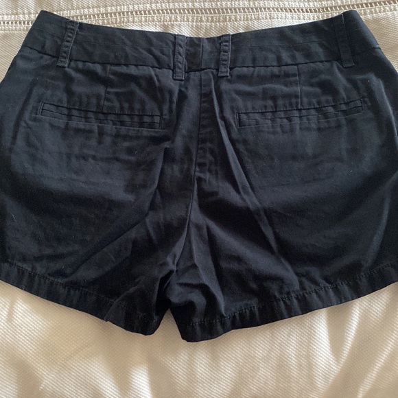 J.Crew cotton chino broken-in black shorts sz 0 - Picture 2 of 3